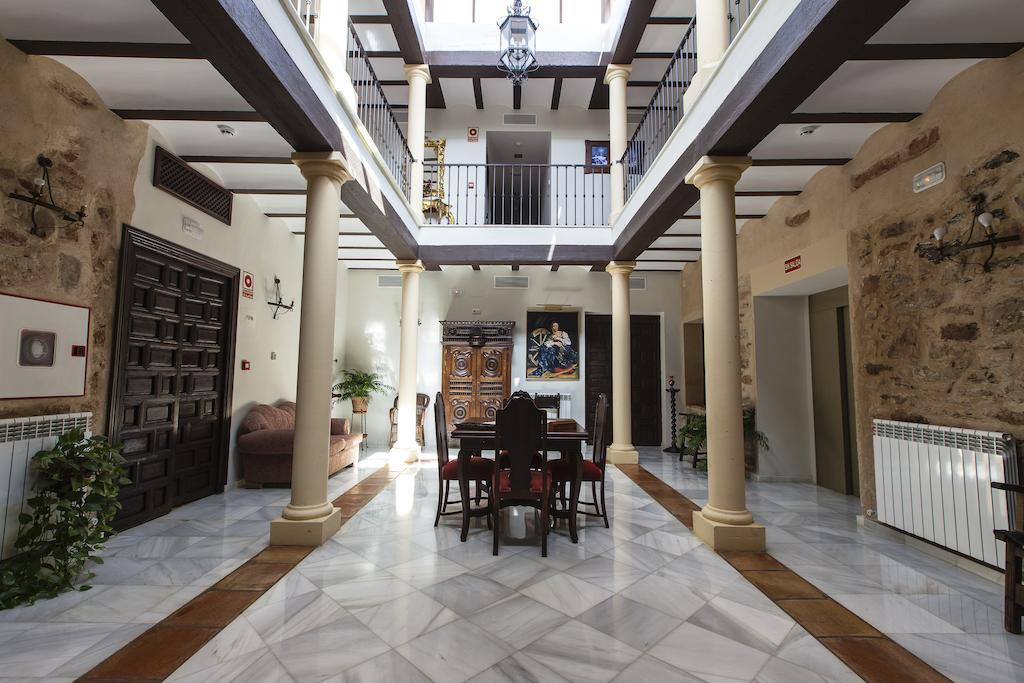 Hotel Palacio Del Intendente Guarroman Exterior photo
